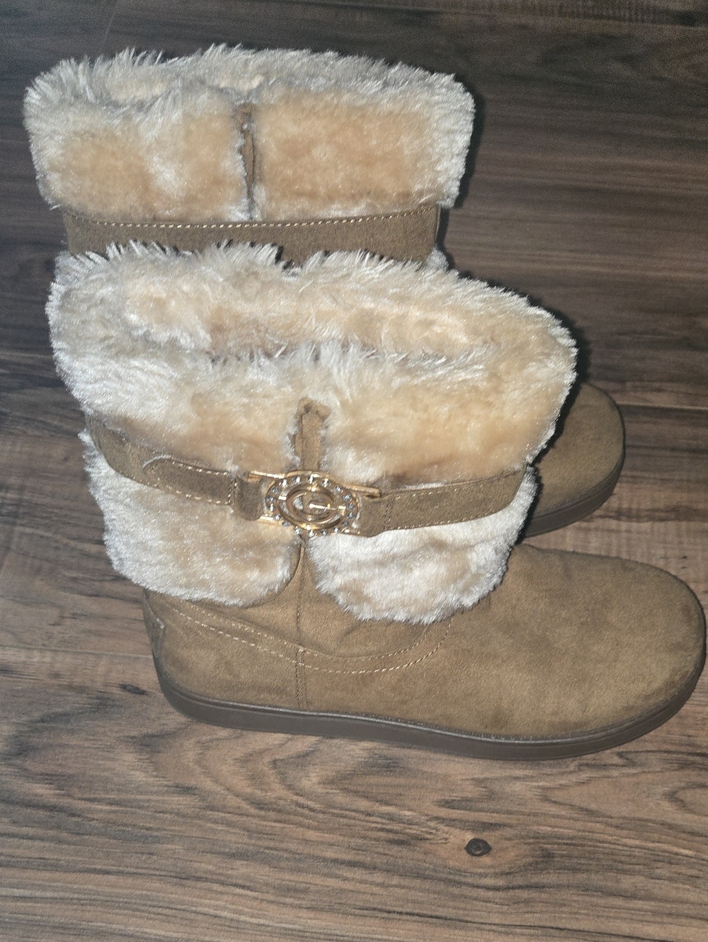 Women's Guess Faux-Fur Lined Tan Winter Boots Size 7